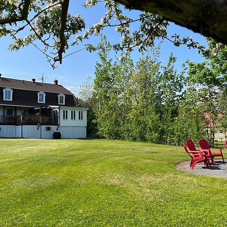 Petite Plaisance Appartements La Malbaie Exterior foto